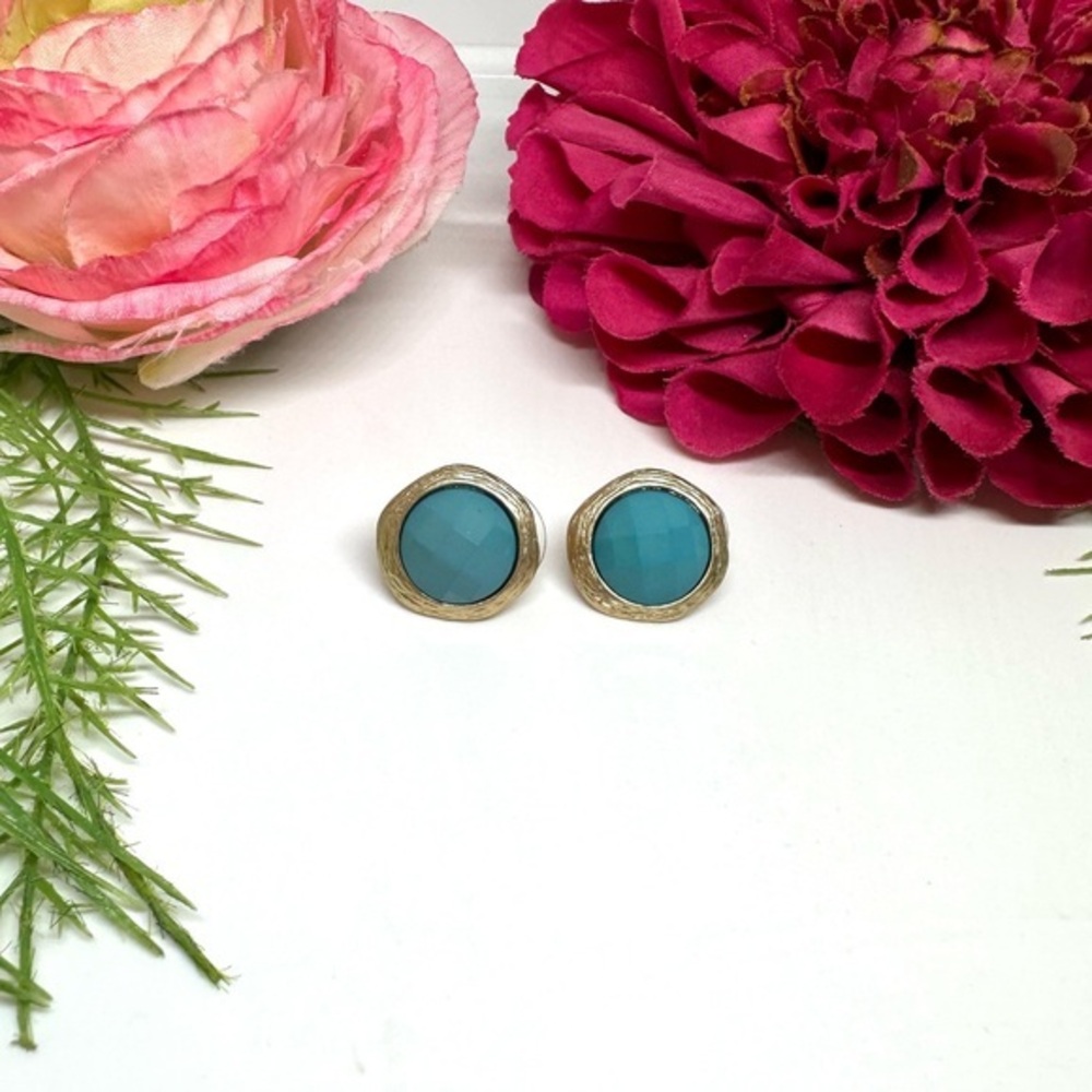 NEW⚜️Aqua Blue Glass Crystal Cabochon Earrings